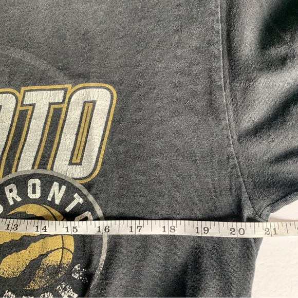 Adidas Toronto Raptors Basketball Graphic Tee Size Large - Picture 5 of 7